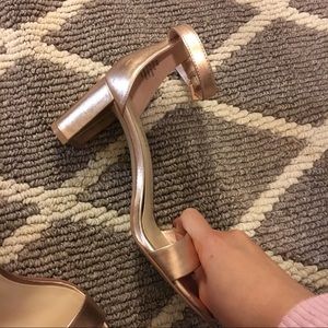 nine west pruce rose gold